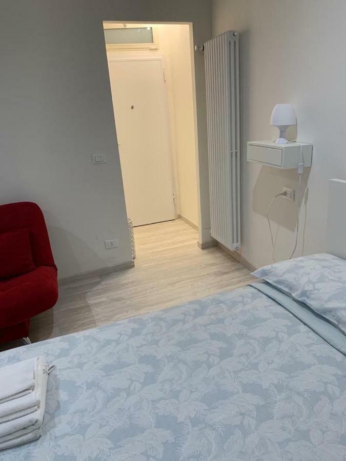 Monolocale Centro Storico Via Piella Villa โบโลญญา ภายนอก รูปภาพ