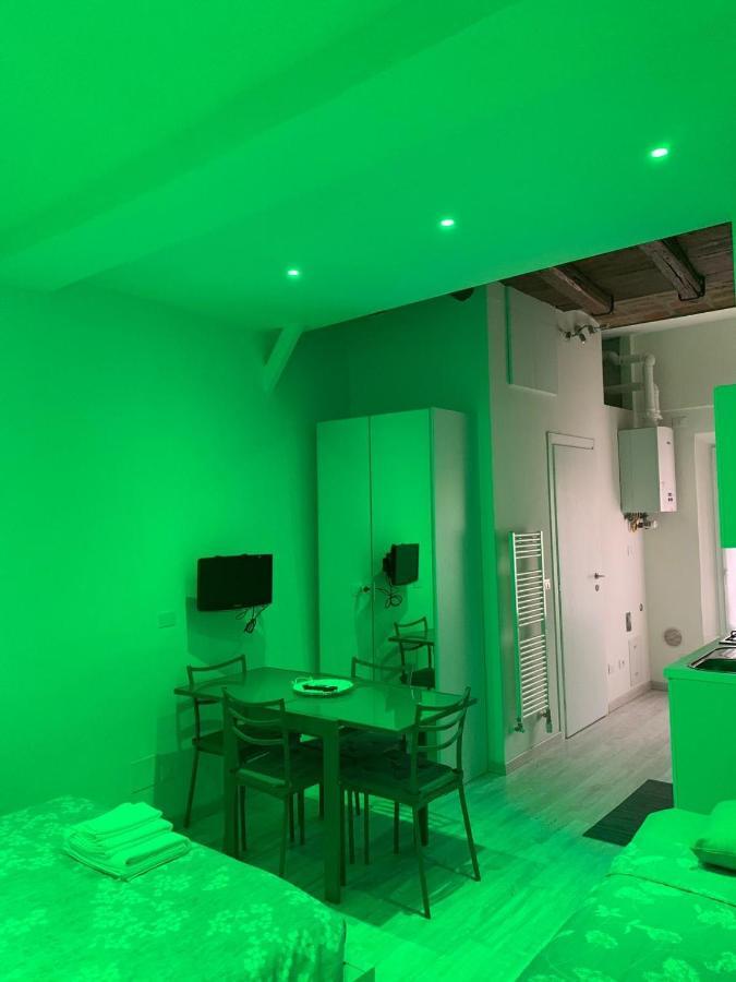 Monolocale Centro Storico Via Piella Villa โบโลญญา ภายนอก รูปภาพ